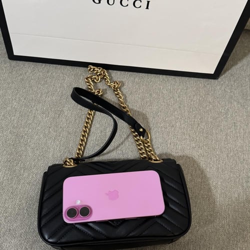 شنطة قوتشي كلاسيك