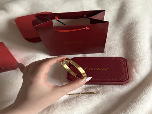 اسورة كارتييه لوڤ