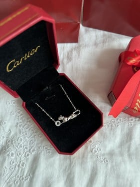 سلسال كارتييه تايغر