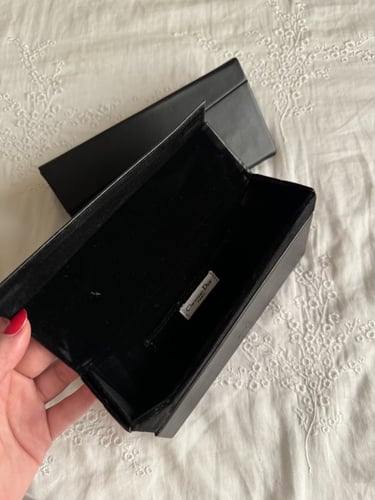 نظارة ديور ( شكلين )