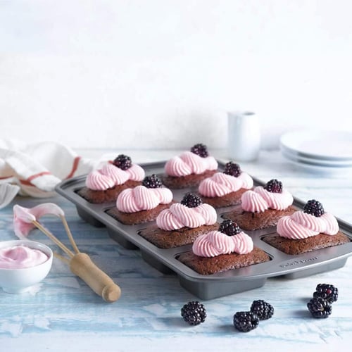 صينية خبز - 8 اقسام - ميني من بيكري سيكرت Baker’s...