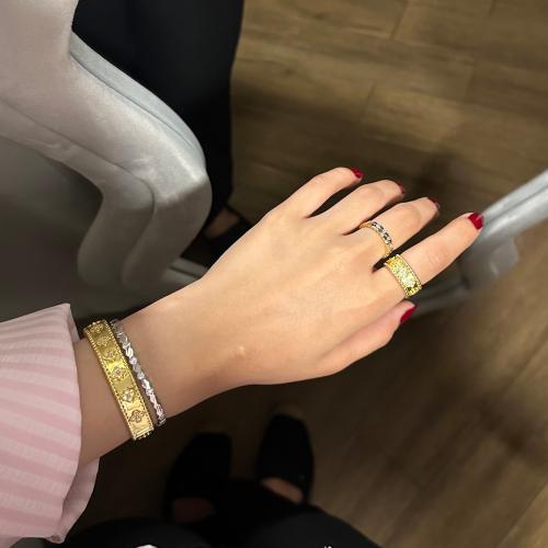 تنسيق الجامعة اساور