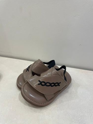 صندل الشرقي للأطفال