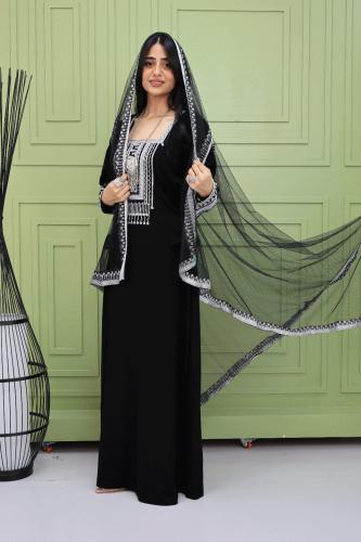 طقم تراثي ملكي من الكريب والتل المطرز