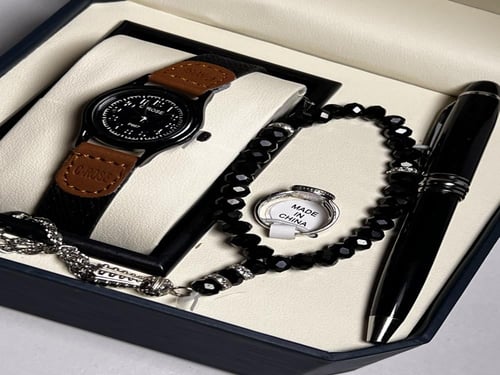 ساعة الأطفال جلد