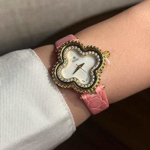 ساعه الزهره "