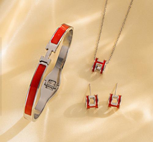 طقم ايرميز من الستانلس ستيل وبعدة الوان