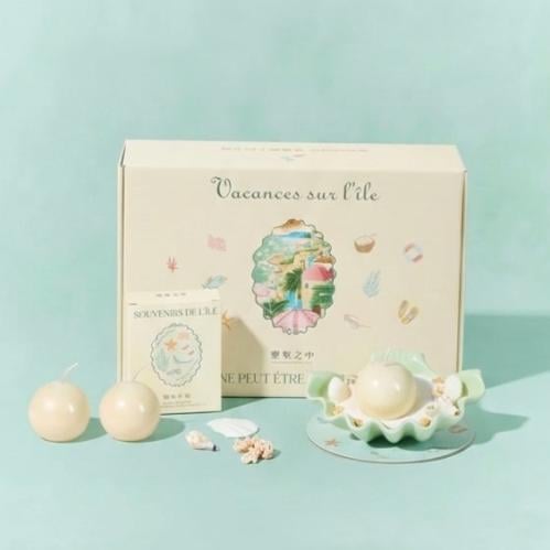 شمعة اللؤلؤة بثيم البحر لون النعناع الفاتح