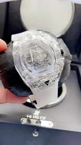 ساعة هوبلت بطاريه رجالي كوبي سويس