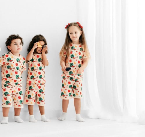 بيجامة سلة الفواكه