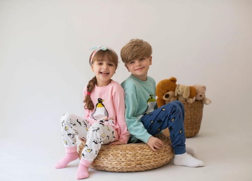 طقم بجامة البطريق الأزرق