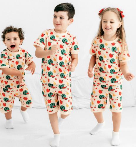 بيجامة سلة الفواكه