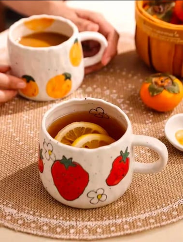 Mug قهوة سيراميك مطلي يدويًا ، تصميم نمط الفراولة...