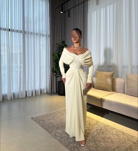 الخامه:باربي +تطريز كرستال