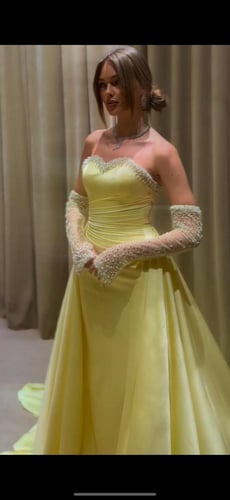 لون اصفر تفته استردش