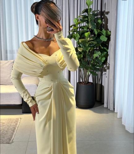 الخامه:باربي +تطريز كرستال