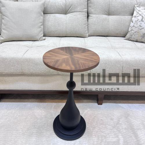 طاولة خدمة كلاسيكي مع سطح جوز