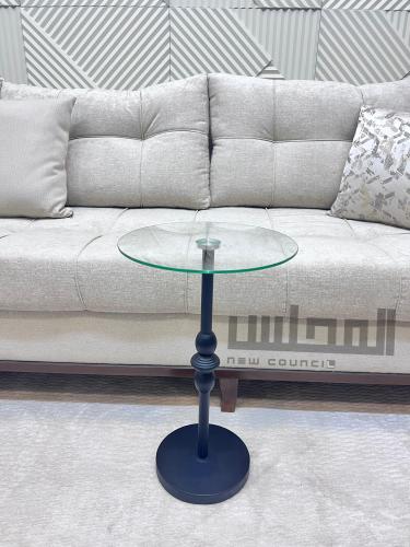 طاولة خدمة سطح زجاج قاعدة رخام