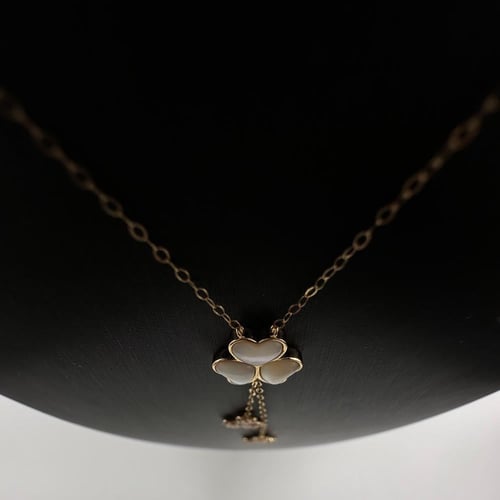 سلسلة وردة طويلة صدفة