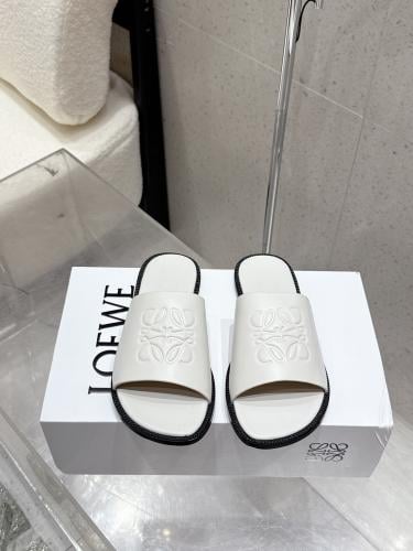 LOEWE SLIDES