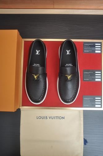 LOUIS VUITTON SHOES