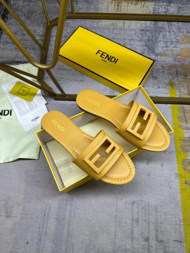 FENDI SLIDES