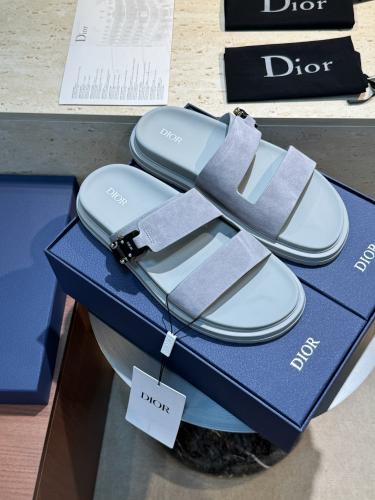 DIOR SLIDES