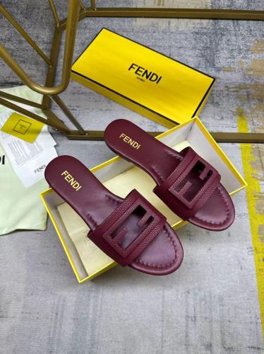 FENDI SLIDES