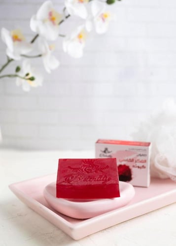 صابون العكر الفاسي للعناية بالبشرة