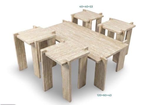 A set of sofa tables with an elegant design that c...