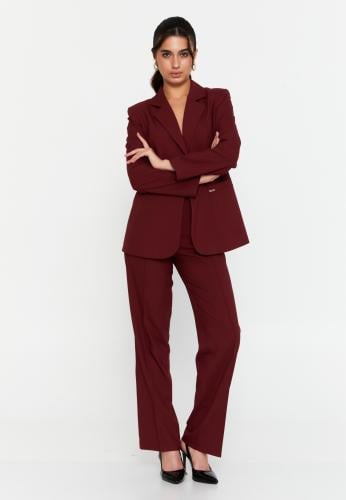 Plain formal suit in four colors