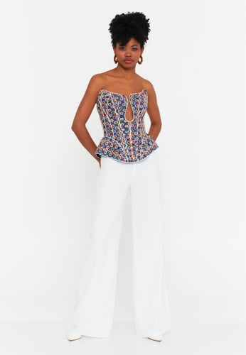 Elegant cross top