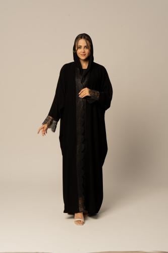 عباية كريب ملكي بتفصيل دانتيل S17