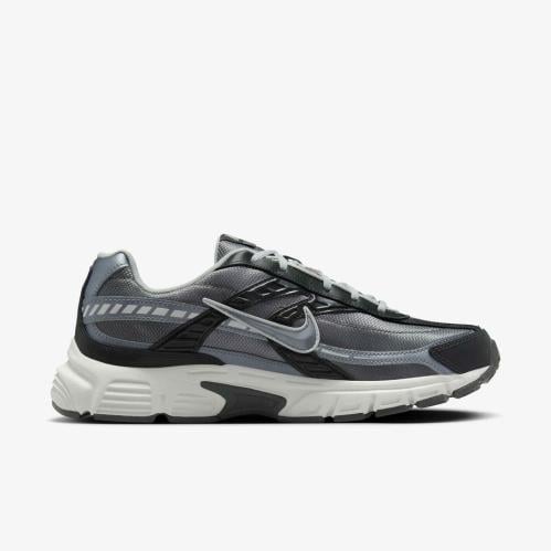 Nike Initiator