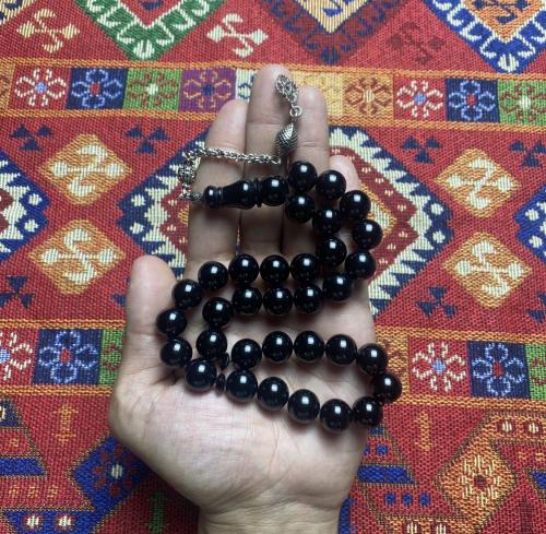 فاتوران اسود