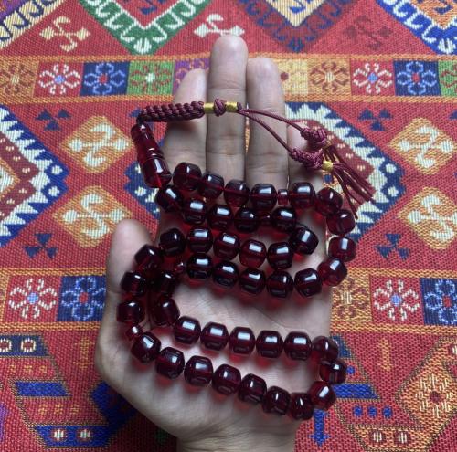 زعفراني عنابي كركوشة