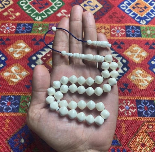 عظم ذروي تمليكة