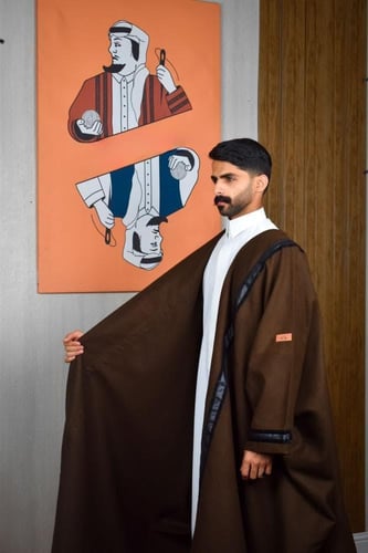 بشت شتوي لون عودي مبطن بفرو-متجر فرح