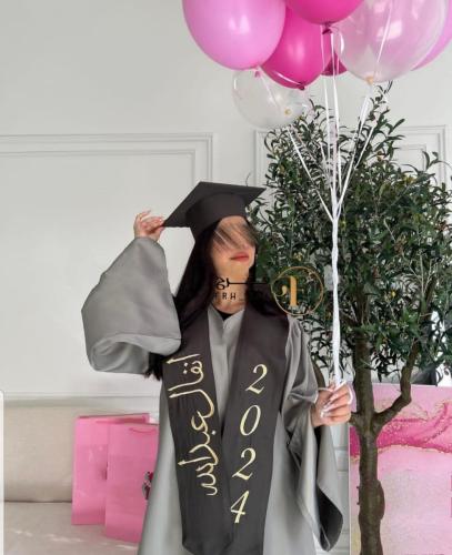 عبايات تخرج رصاصي غامق مع رمادي غامق-متجر فرح