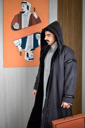 فروه كلاسيكية رمادي غامق مبطنة بفرو ناعم-متجر فرح