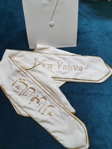 وشاح مع قبعة تخرج سكري-متجر فرح