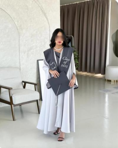 عبايات تخرج لون رمادي-متجر فرح