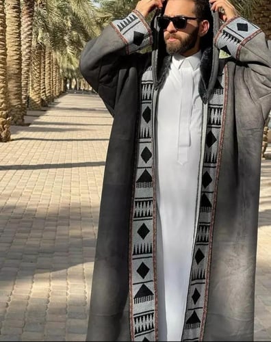 فروه رصاصي غامق بأطراف سدو شتوية-متجر فرح