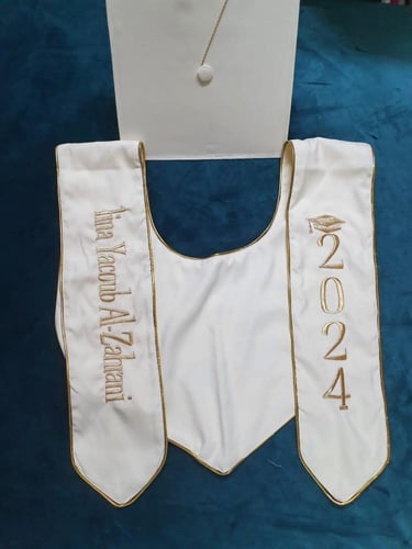 وشاح مع قبعة تخرج سكري-متجر فرح