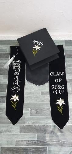 وشاح تخرج مخمل أسود مع قبعة أسود-2026