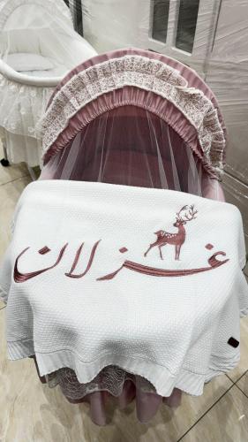 بطانية بيبي غزلان تصميم حسب طلبك