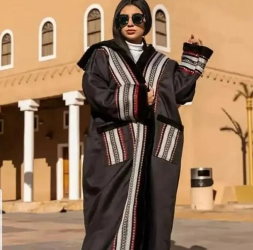 فروة لون أسود نقش سدو شتوي نسائية-متجر فرح