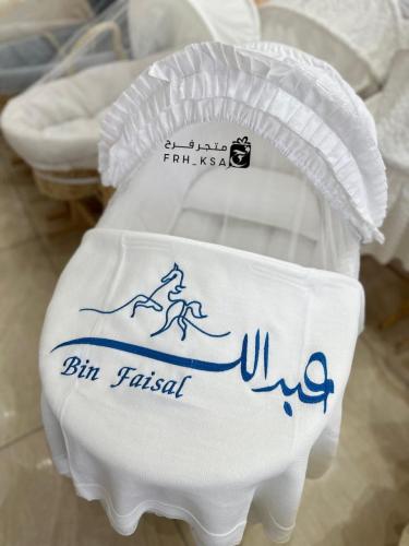 بطانيات سرير مواليد مطرزة ناعمة