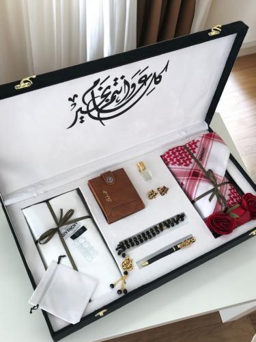 بكج الهيبة الرجالي المخصص بالأسم والعبارة