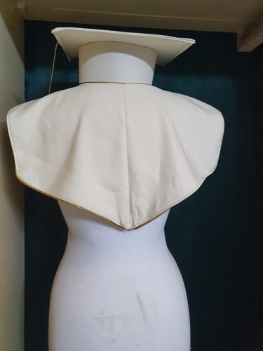 وشاح مع قبعة تخرج سكري-متجر فرح